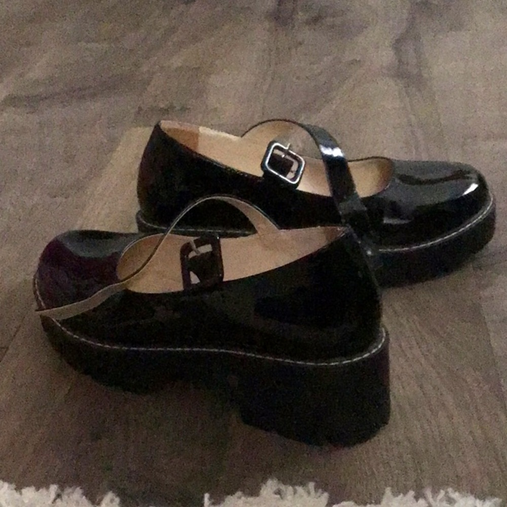 Sungtin Mary Jane shoes.